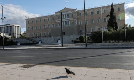 Έρημη πόλη η Αθήνα: To δεύτερο lockdown και οι έλεγχοι της αστυνομίας