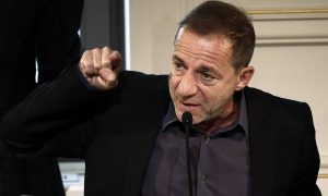 Δημήτρης Λιγνάδης: Ξανά στον εισαγγελέα με τέταρτη κατηγορία για βιασμό!